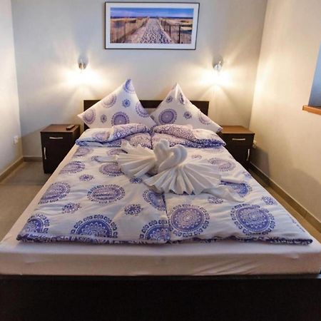 Comfortable Premium Class Apartment Shared Swimming Pool Gaski Eksteriør billede